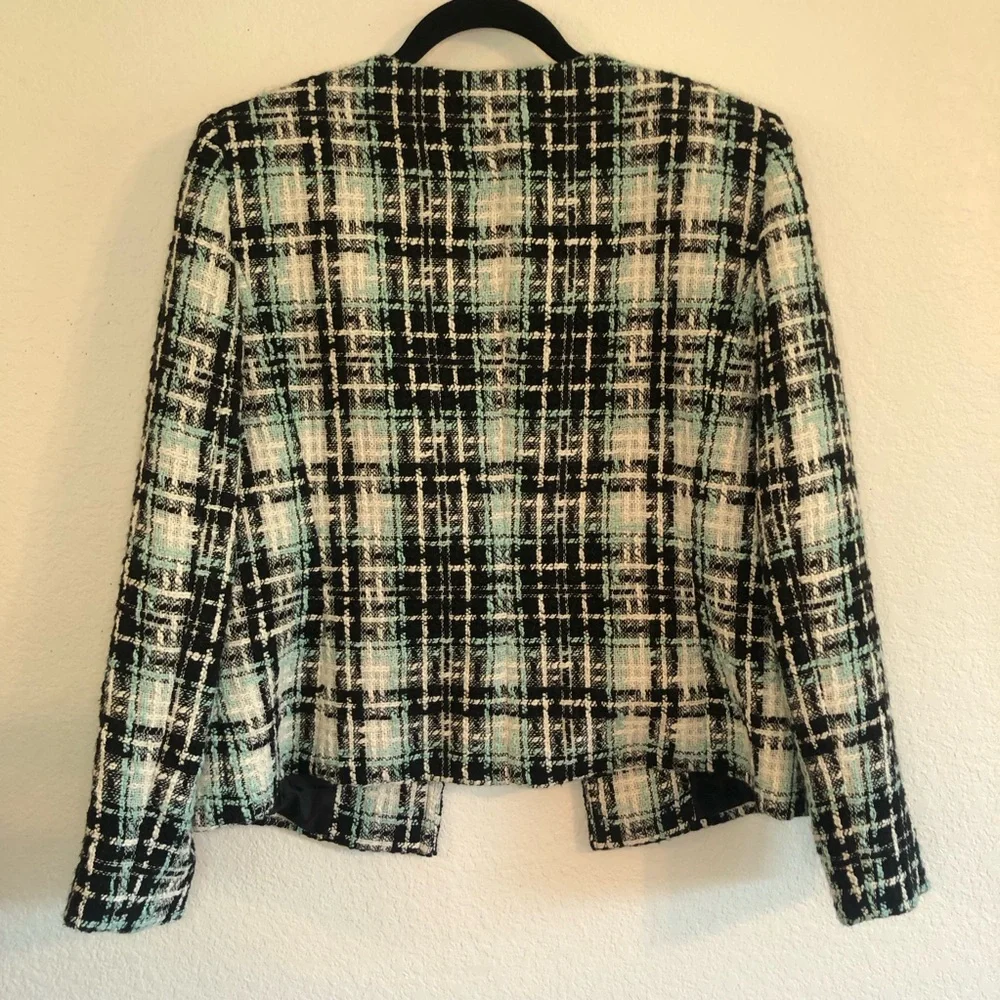 Tahari ASL Chic Black and White Plaid Boucle Jacket - Picture 6 of 7